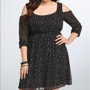 TORRID Long Sleeve Cold Shoulder Dress